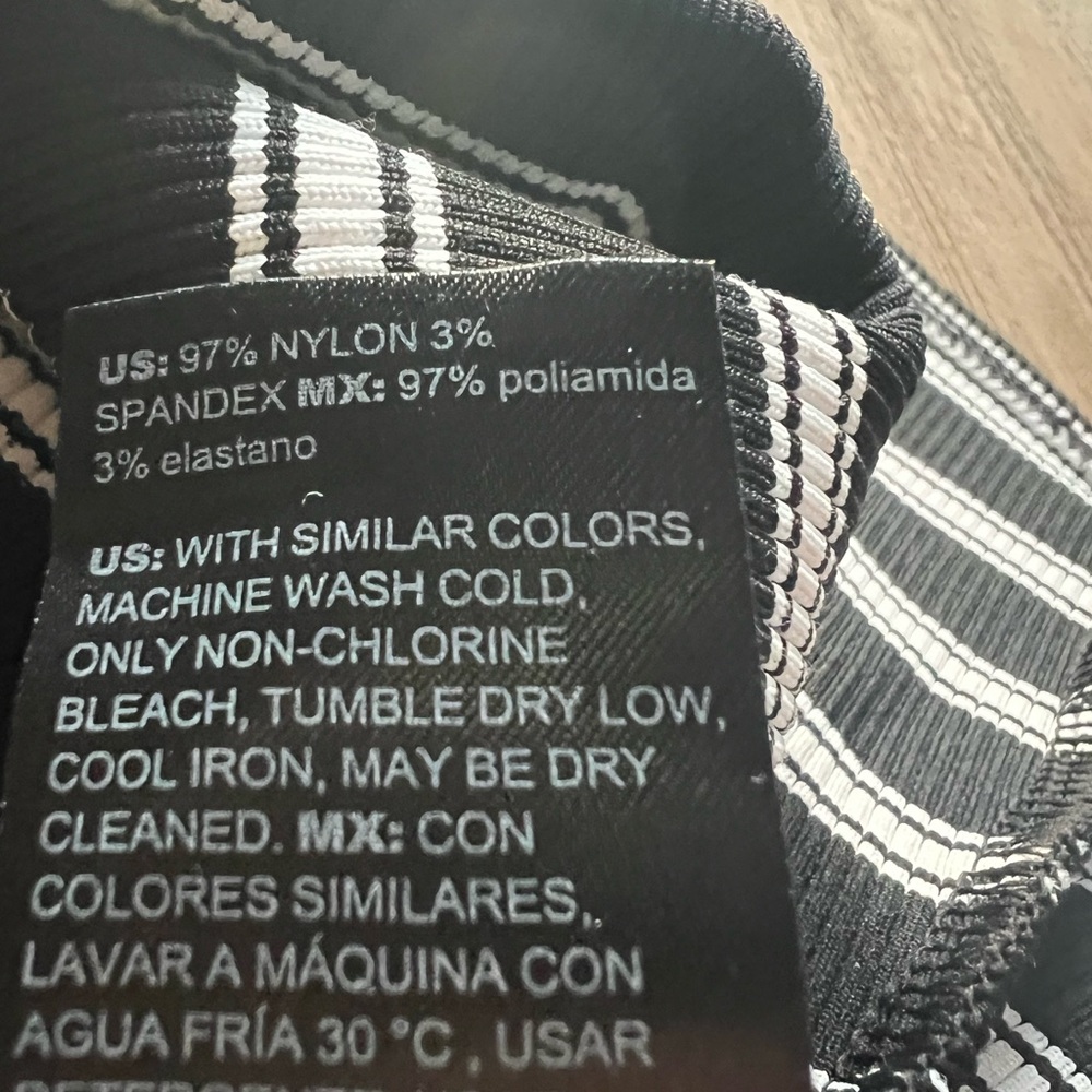 ❤️WHBM FORME™ Ribbed Stretch Tank - Picture 5 of 5